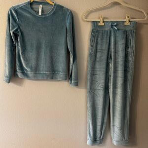 Kyodan Kids Velour Lounge Set Teal Blue Pullover & Joggers